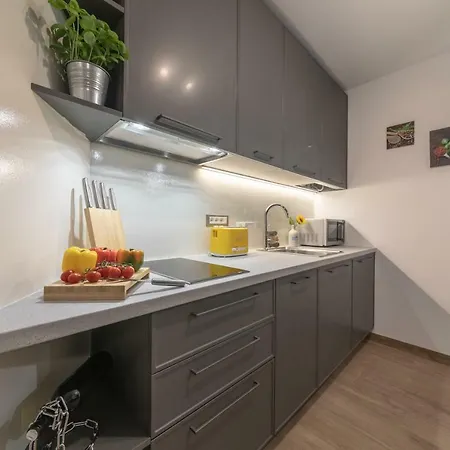 Mariva Downtown Apartment *